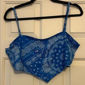 SHEIN Blue Paisley Bandana Crop Top